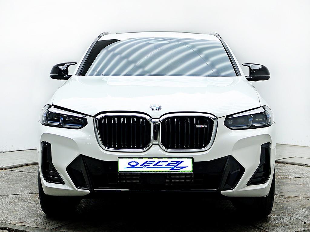 BMW X4 — photo 01
