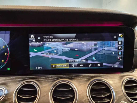 Mercedes-Benz E-Class — photo 14