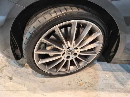 Mercedes-Benz E-Class — photo 18