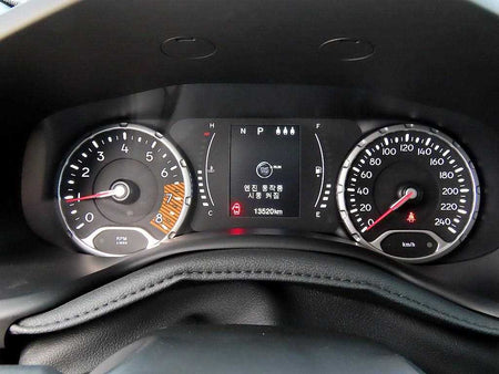 Jeep Renegade — photo 10