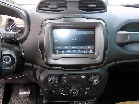 Jeep Renegade — photo 13