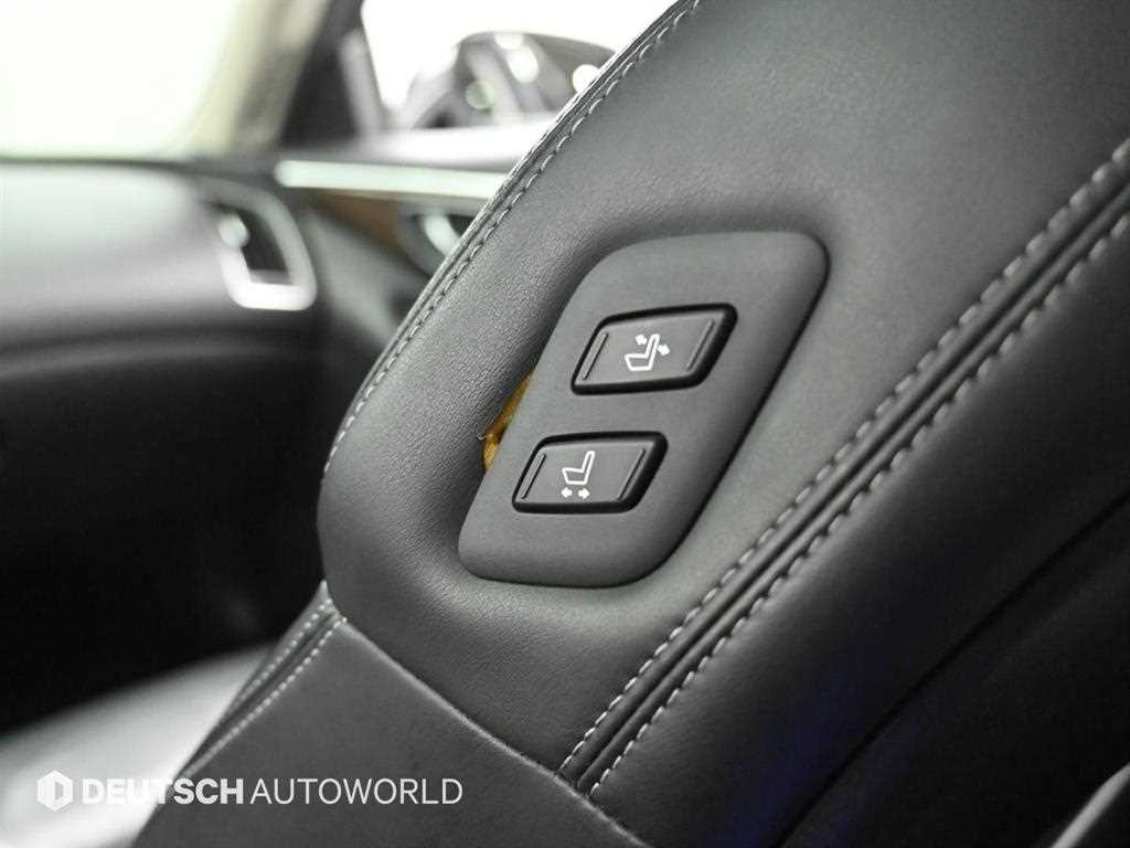 Infiniti Q50 — photo 16