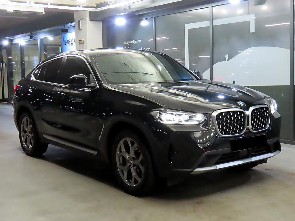 BMW X4 — photo 01