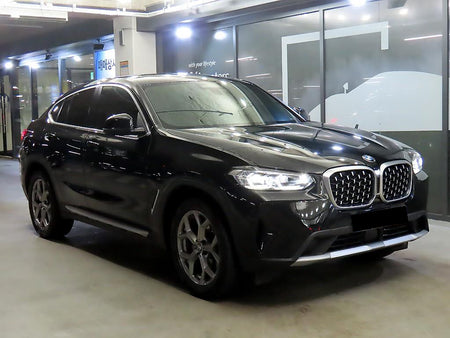 BMW X4 — photo 01