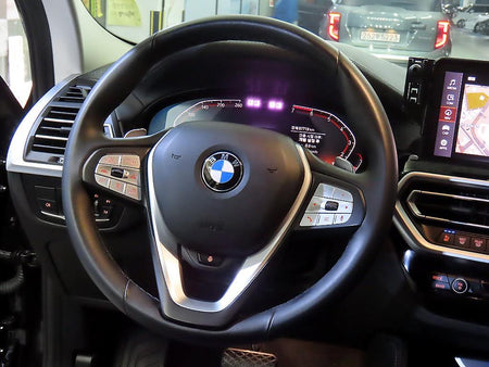 BMW X4 — photo 08
