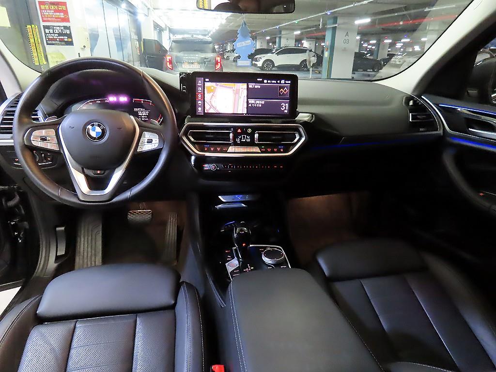 BMW X4 — photo 10