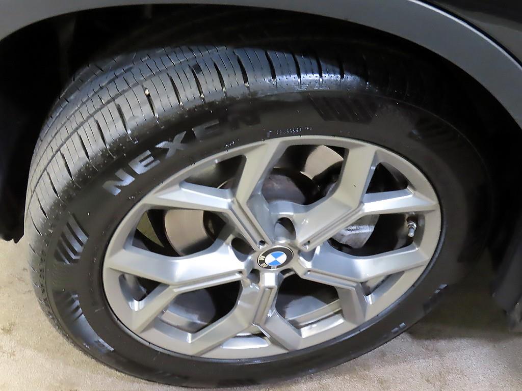 BMW X4 — photo 20