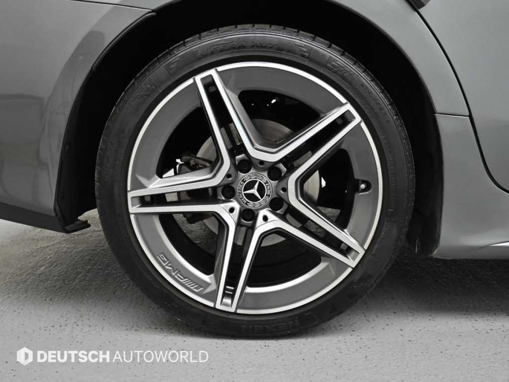 Mercedes-Benz CLS-Class — photo 05