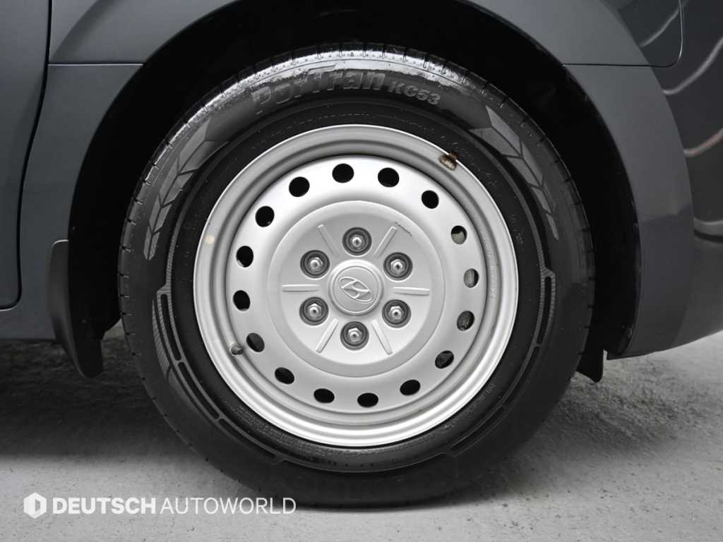 Hyundai Staria — photo 05