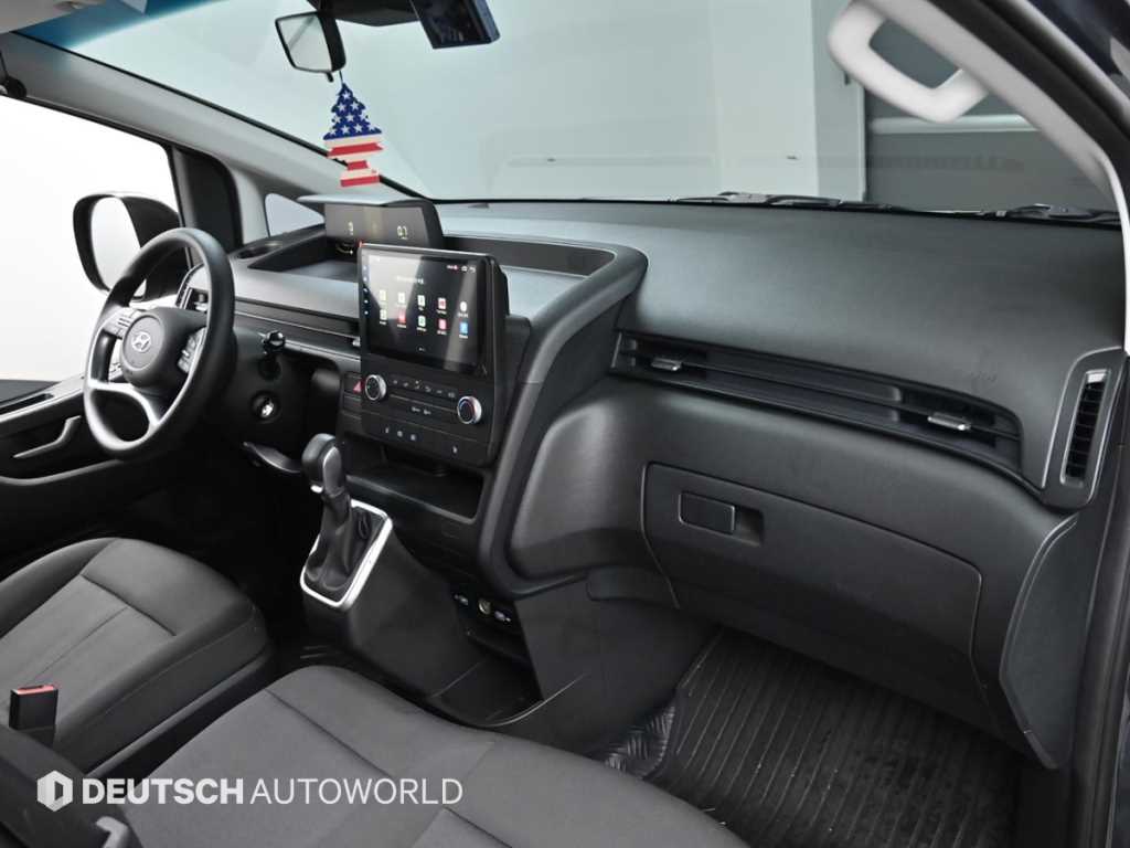 Hyundai Staria — photo 07