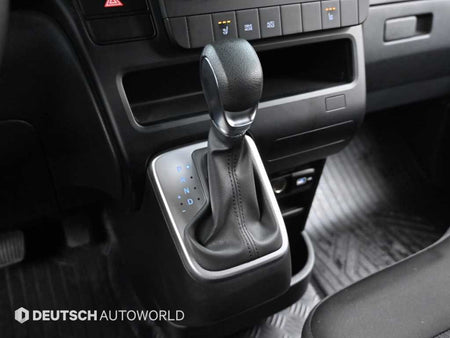 Hyundai Staria — photo 09
