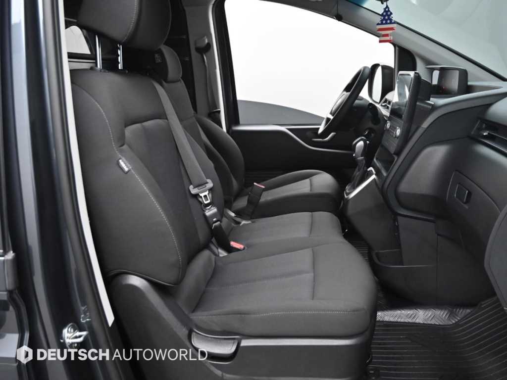 Hyundai Staria — photo 10