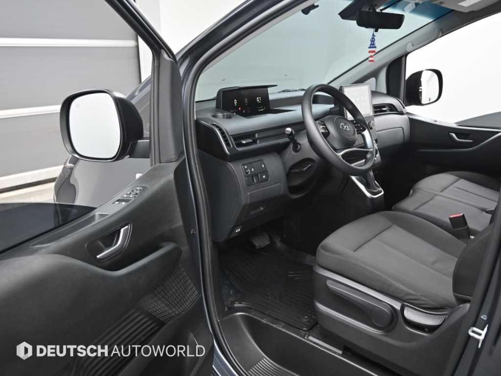 Hyundai Staria — photo 11