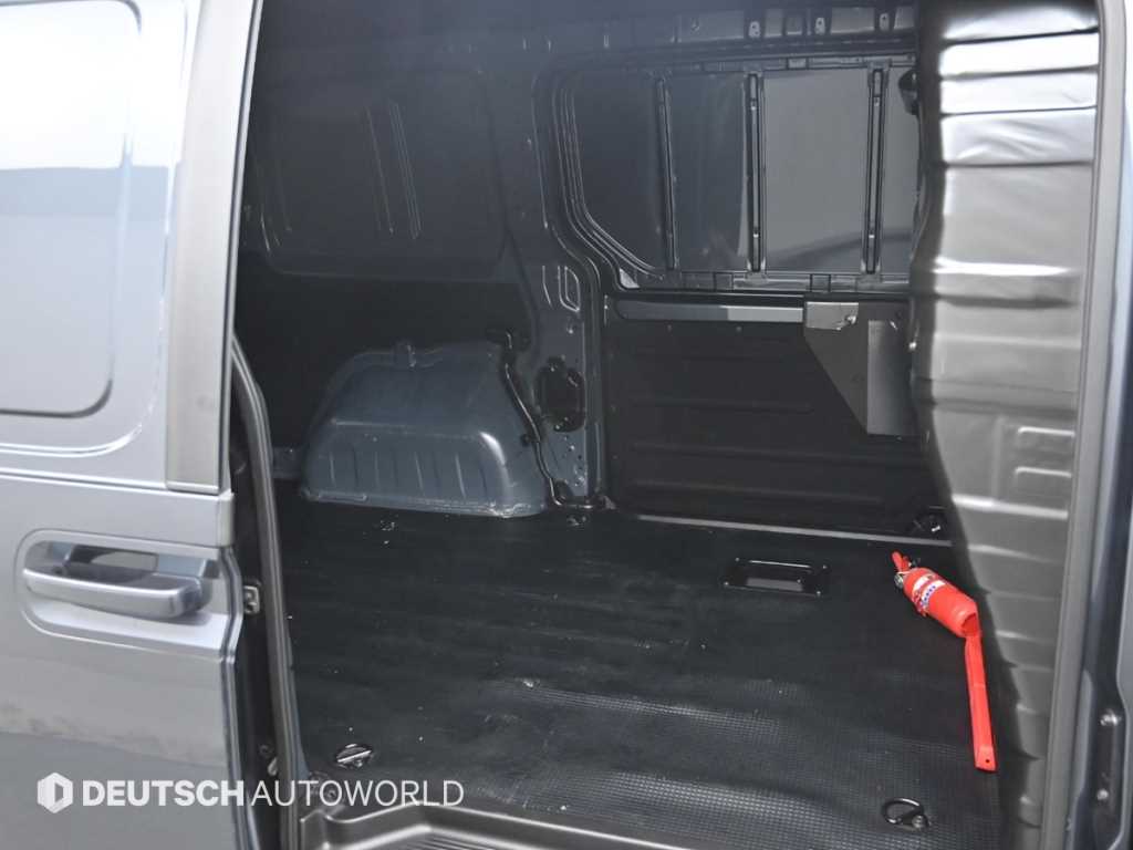 Hyundai Staria — photo 12