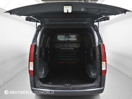 Hyundai Staria — photo 19