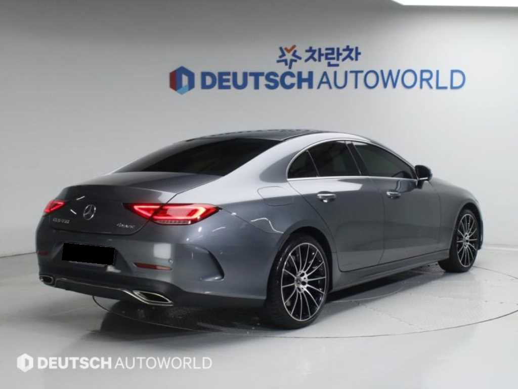 Mercedes-Benz CLS-Class — photo 03