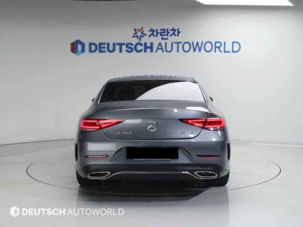 Mercedes-Benz CLS-Class — photo 04