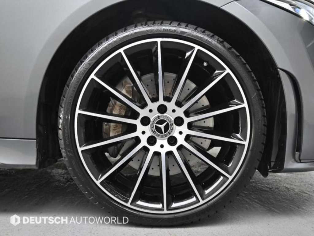 Mercedes-Benz CLS-Class — photo 05