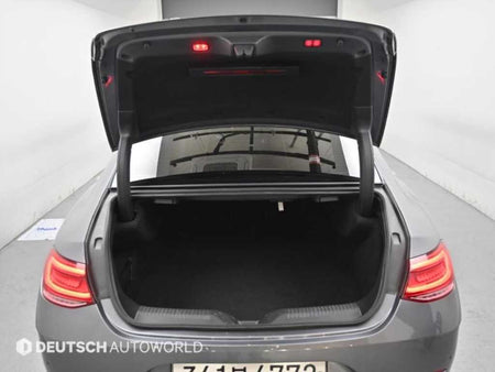 Mercedes-Benz CLS-Class — photo 19