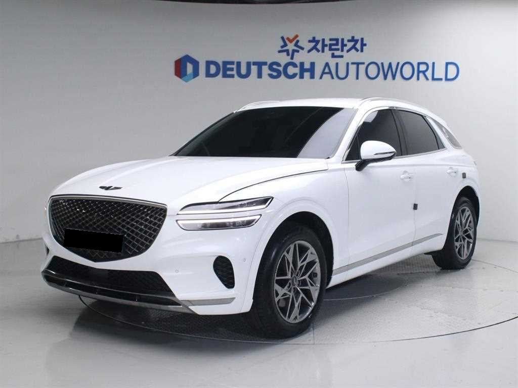 Genesis GV70 — photo 01