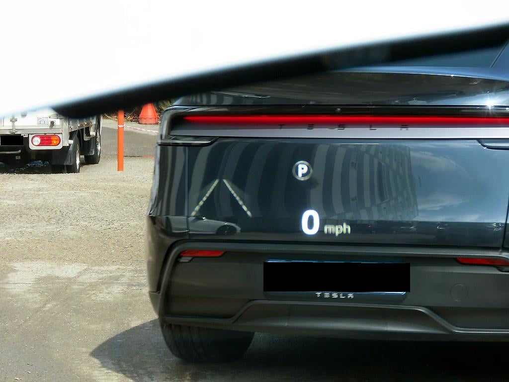 Jaguar E-PACE — photo 10