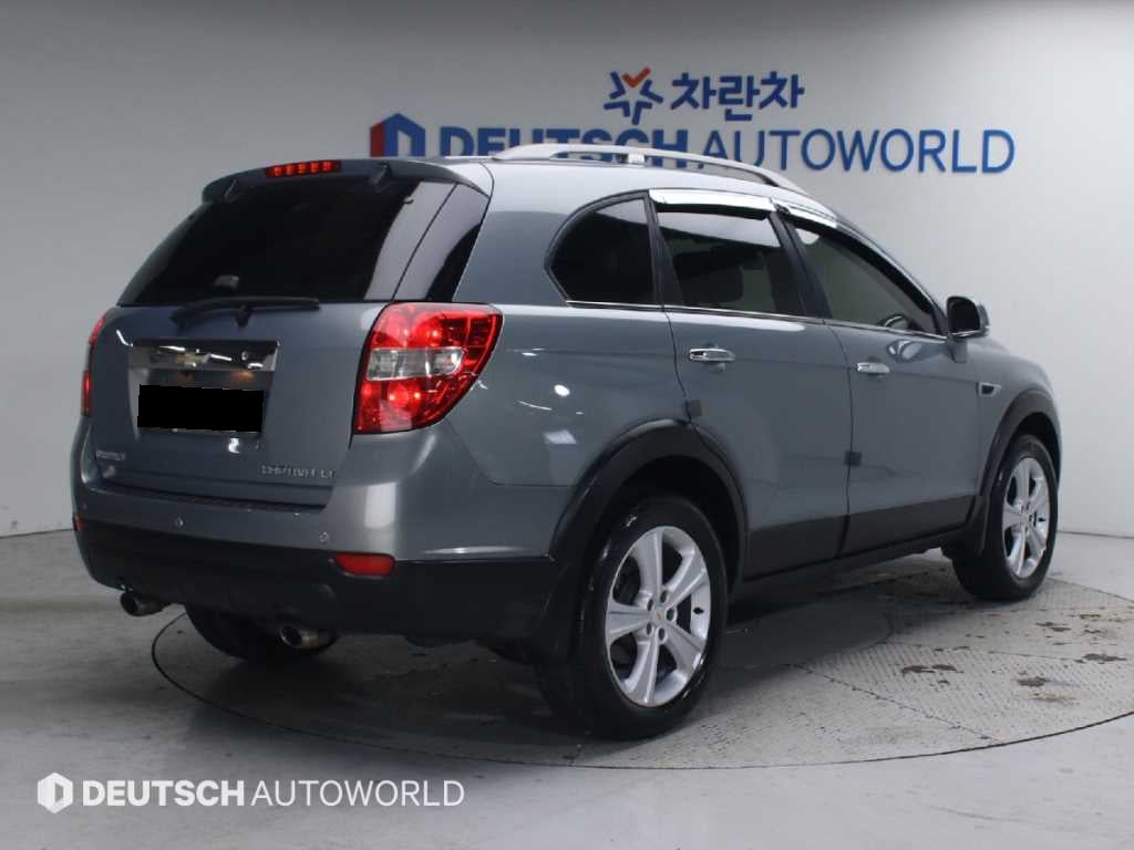 CHEVROLET Captiva — photo 02