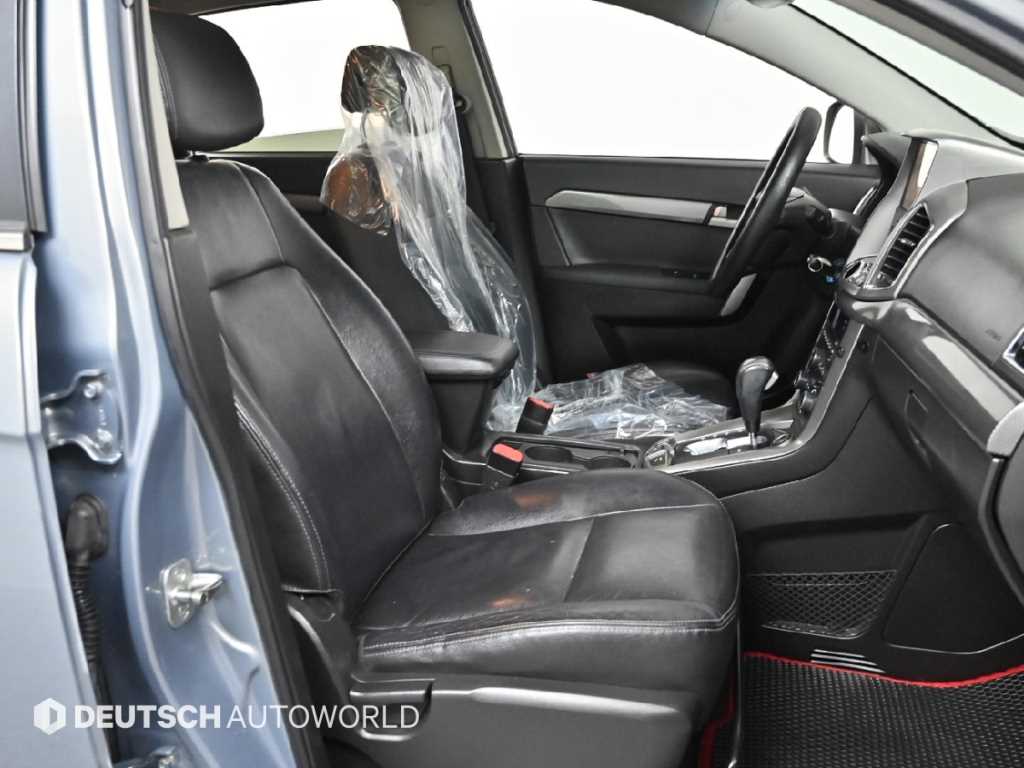 CHEVROLET Captiva — photo 10