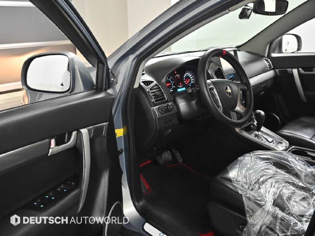 CHEVROLET Captiva — photo 11