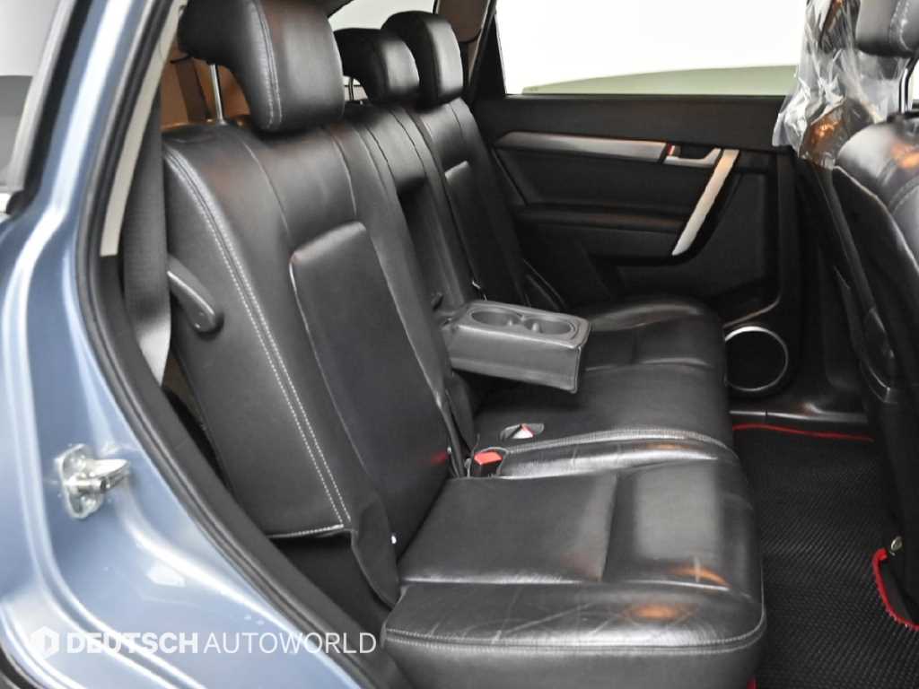 CHEVROLET Captiva — photo 12