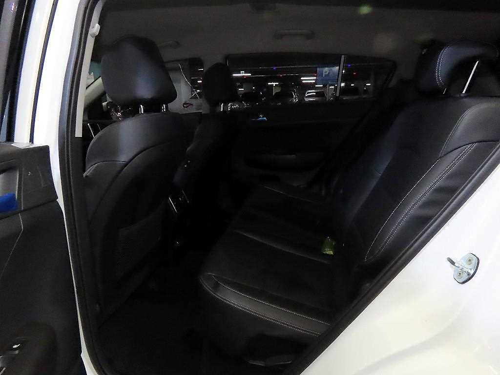 Kia Sportage — photo 07