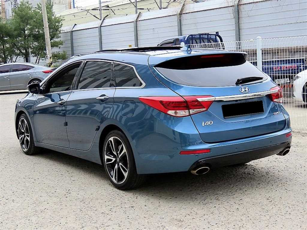 Hyundai i40 — photo 03
