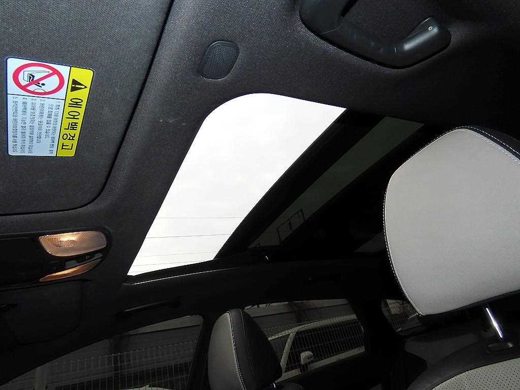 Hyundai i40 — photo 16