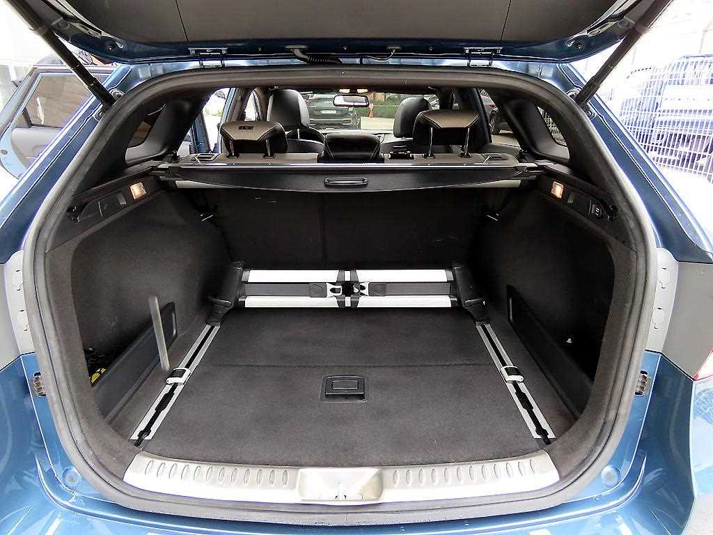 Hyundai i40 — photo 17