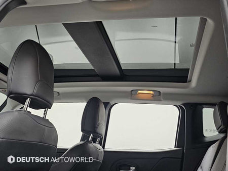 Jeep Renegade — photo 18