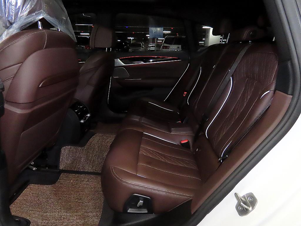 BMW Gran Turismo — photo 07