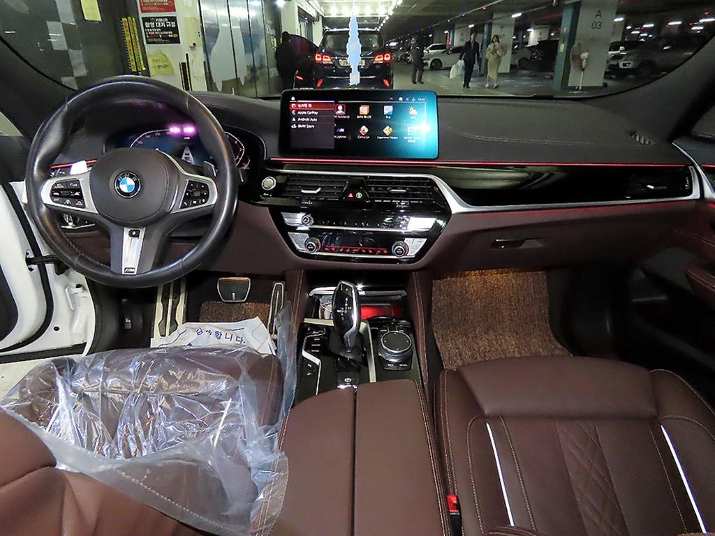 BMW Gran Turismo — photo 10