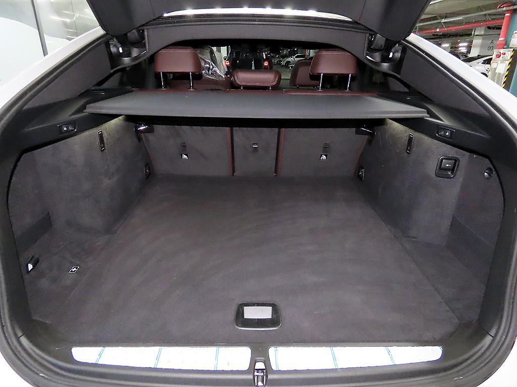 BMW Gran Turismo — photo 16