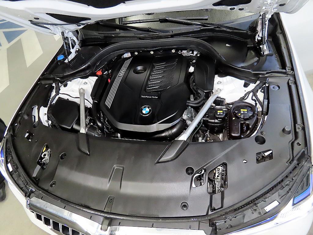 BMW Gran Turismo — photo 19