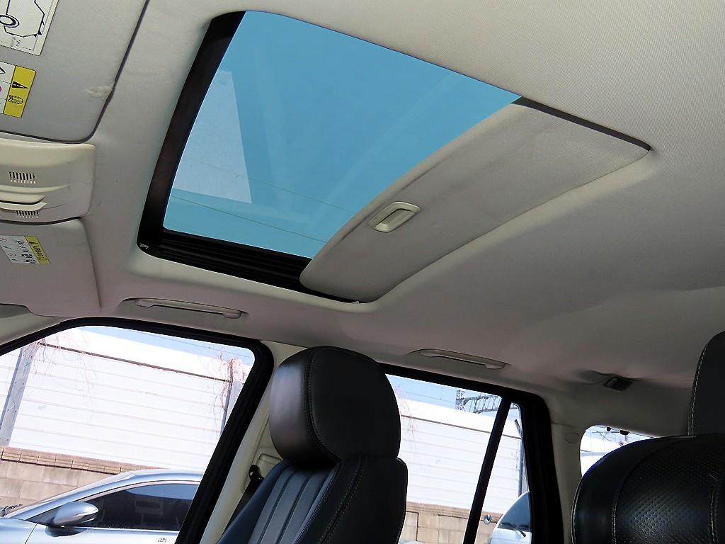Land Rover Range Rover Sport — photo 17
