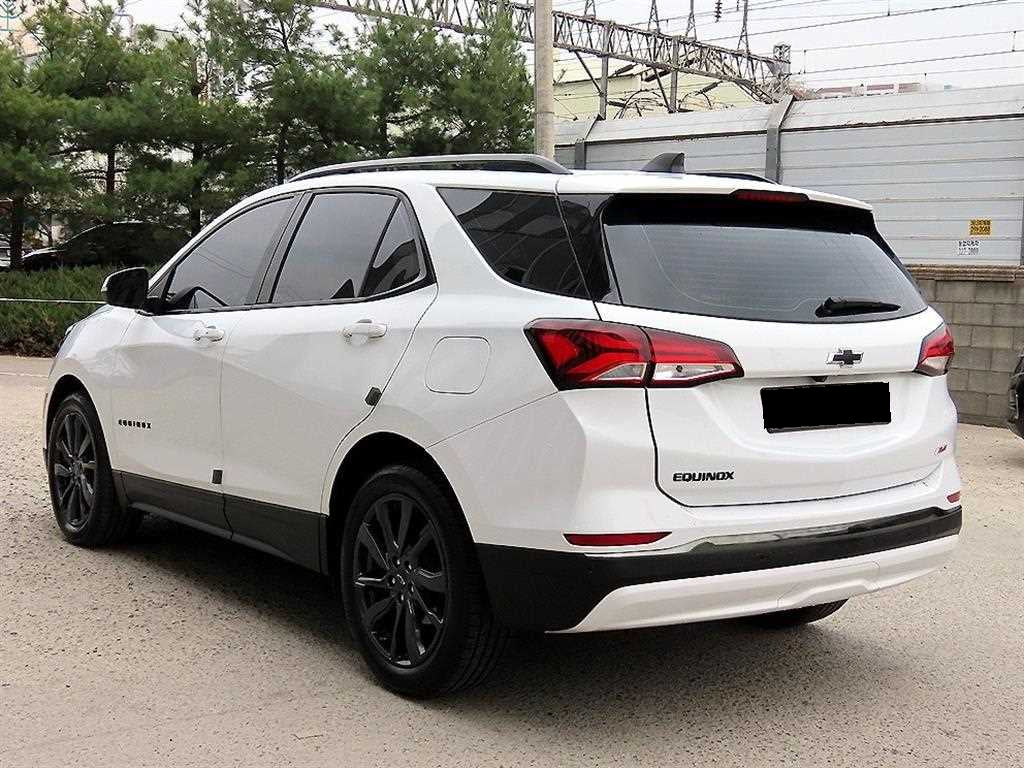 CHEVROLET Equinox — photo 03
