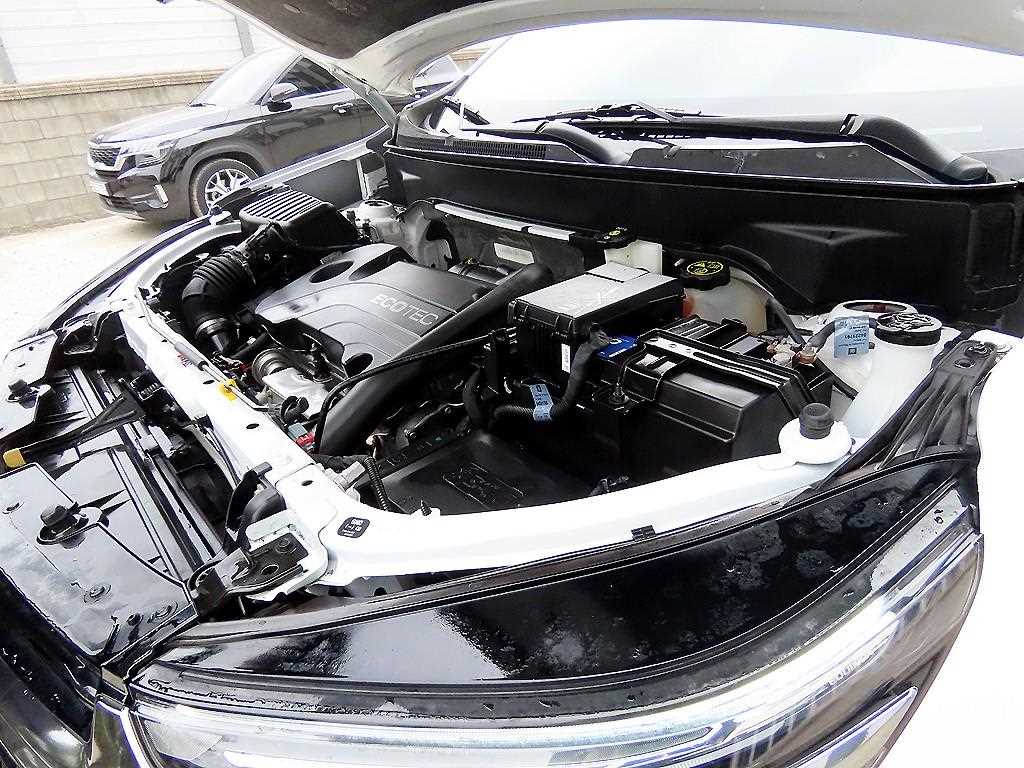 CHEVROLET Equinox — photo 19
