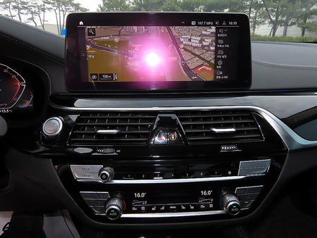 BMW 5-Series — photo 13