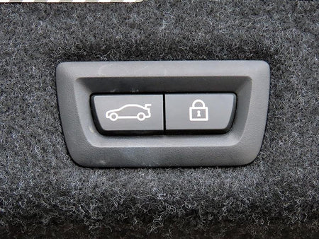 BMW 5-Series — photo 17