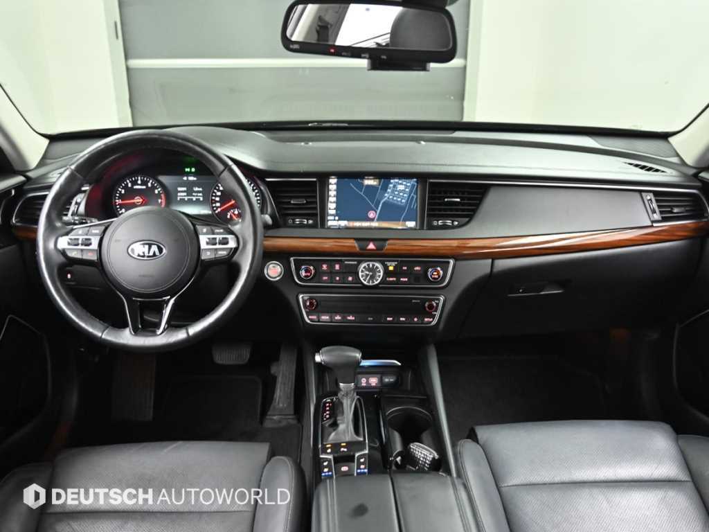 Kia K7 — photo 07