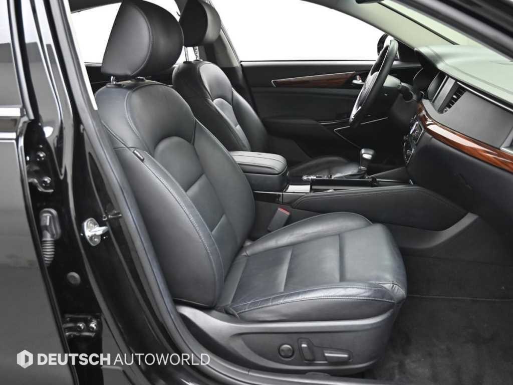 Kia K7 — photo 10