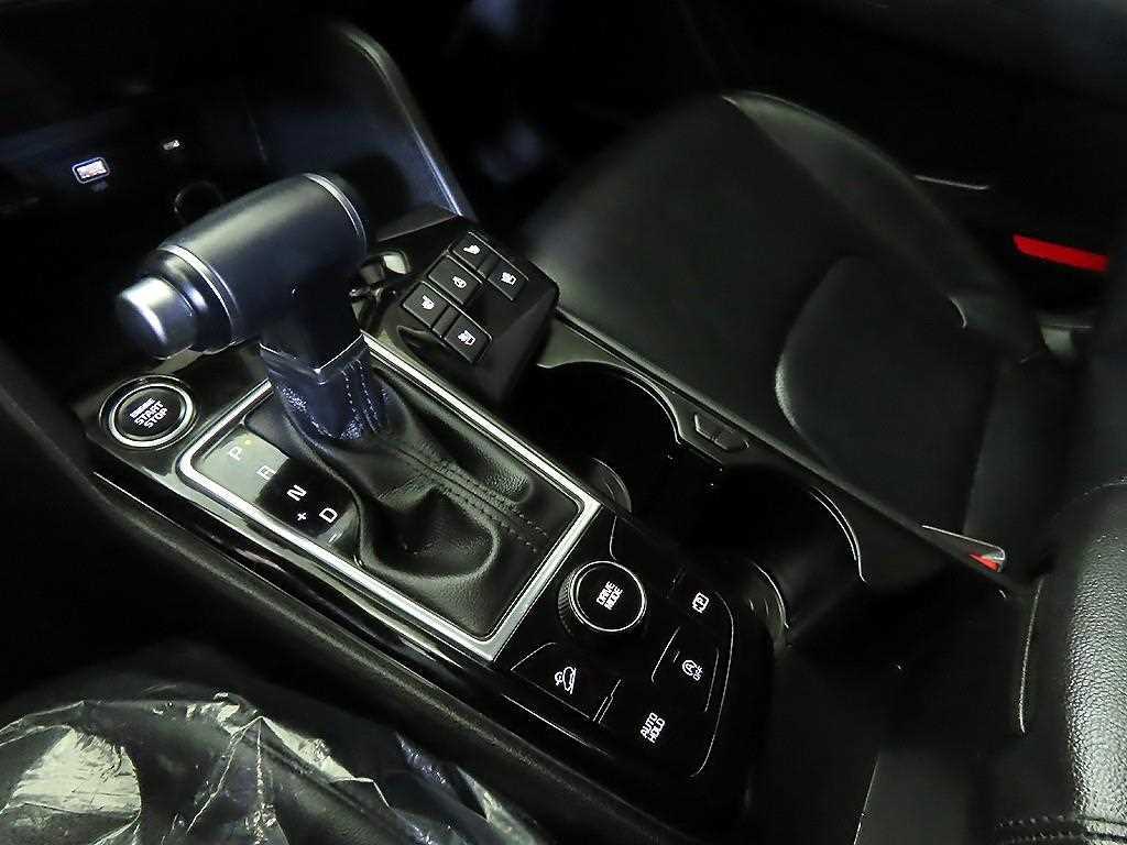 Kia Sportage — photo 12