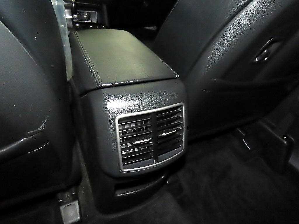 Kia Sportage — photo 17