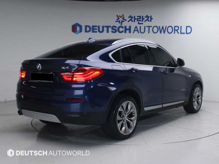BMW X4 — photo 02
