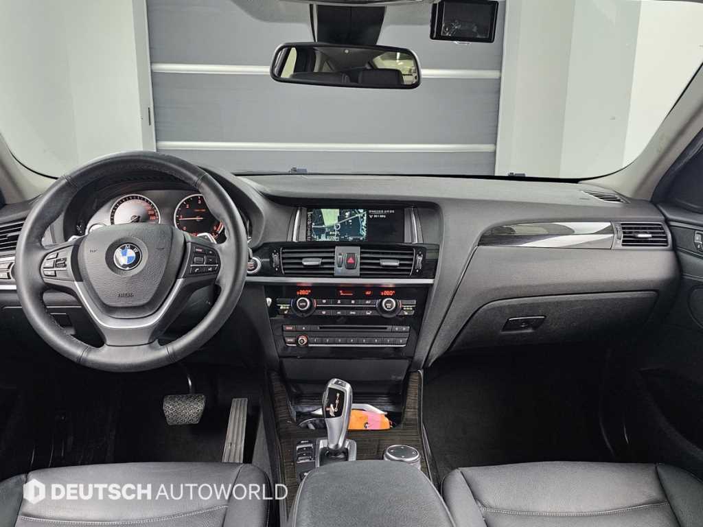 BMW X4 — photo 07