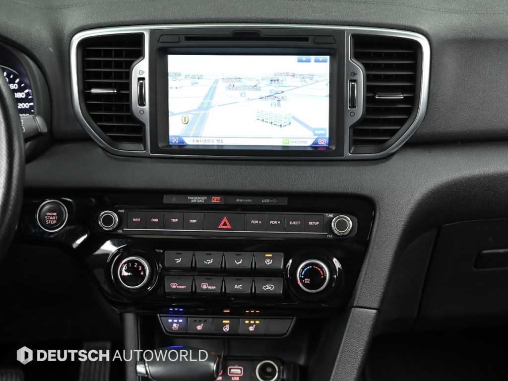 Kia Sportage — photo 14